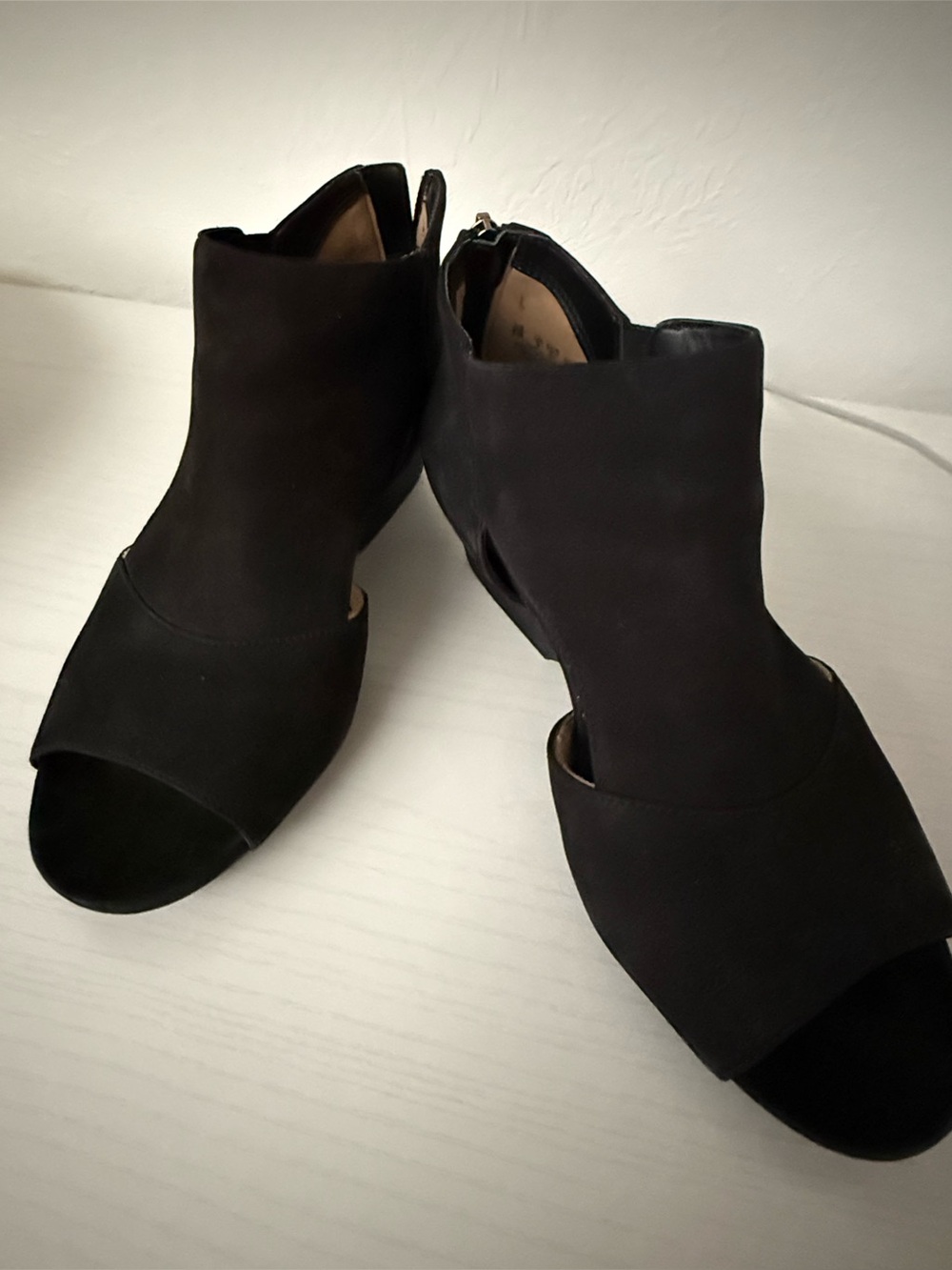 Naturalizer Greyson Black Suede Open-Toe Cutout Sandals - used with box